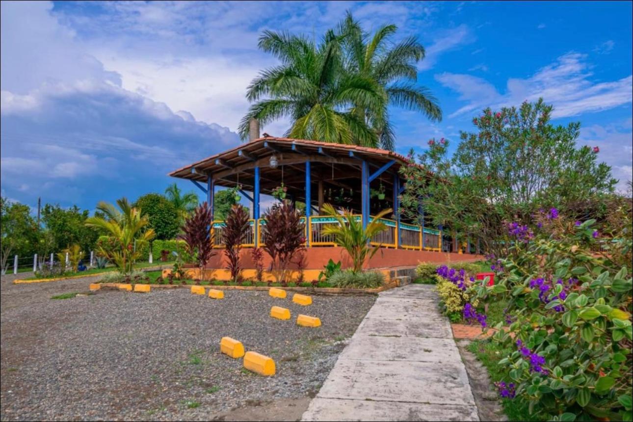Finca Hotel El Ocaso Quimbaya Exterior photo